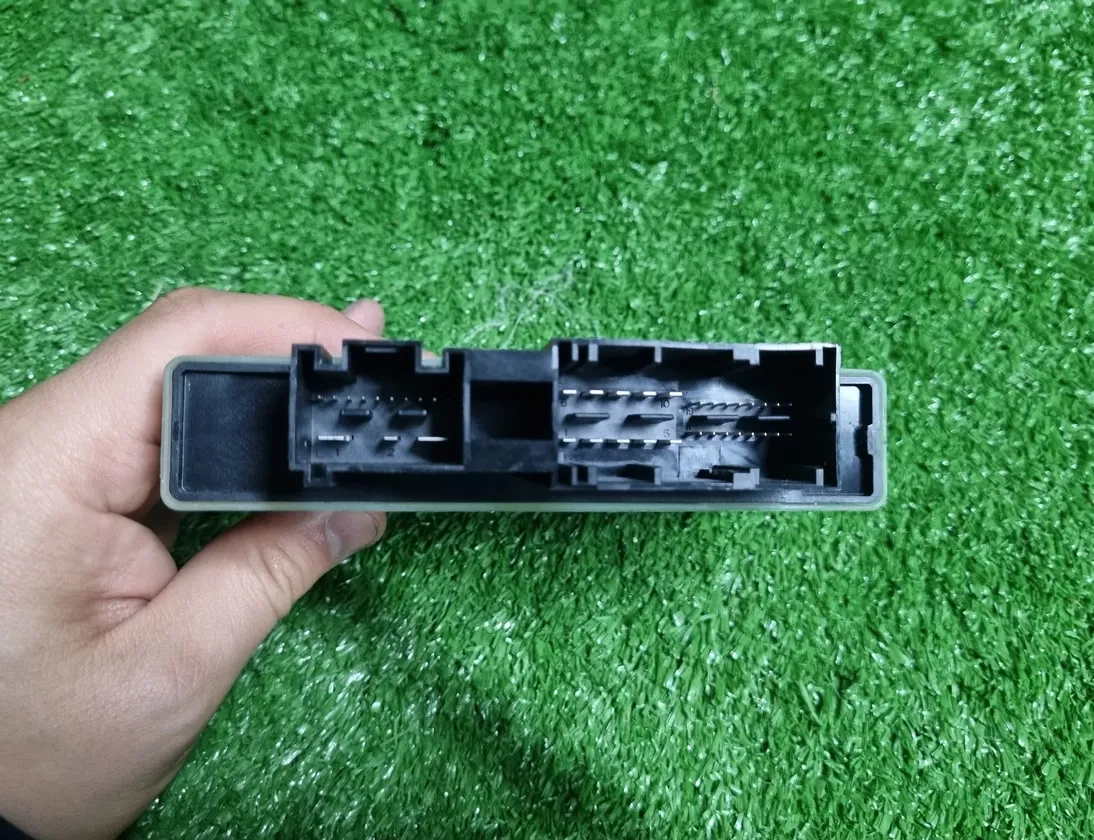 BMW 5 Series G30/G31 (2016-2023) Блок управления AdBlue 8481599 33144881