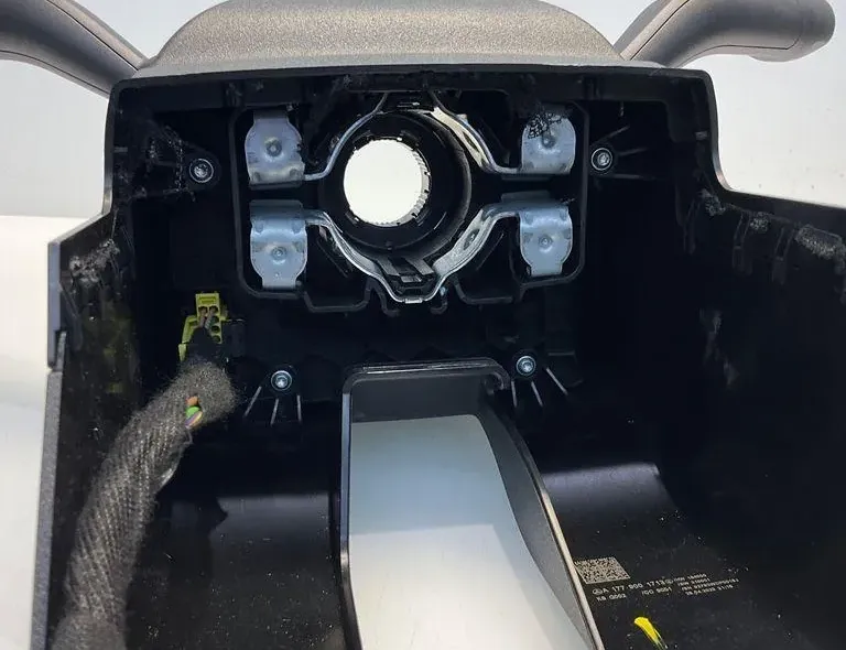 MERCEDES-BENZ EQB 1 generation (2021-2023) Stieračový prepínač 1013937112 33405472