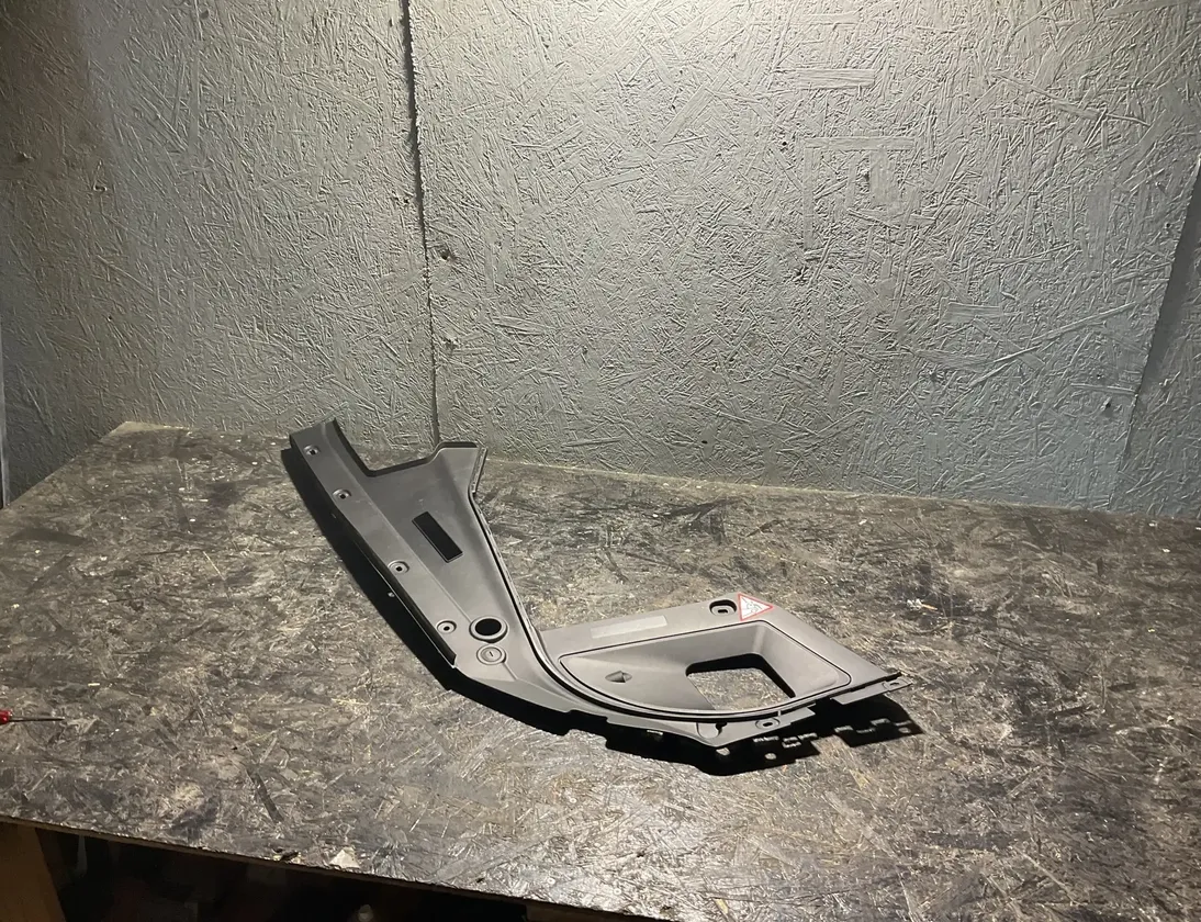 BMW 5 Series Gran Turismo F07 (2010-2017) Engine bonnet/ hood lock trim molding 7042984,10808611,51767042984 24590211