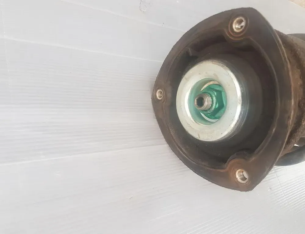 VOLKSWAGEN Passat B8 (2014-2023) Pravý predný tlmič nárazov 3Q0413031BM 34326940