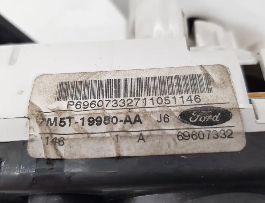 FORD Focus 2 generation (2004-2011) Klimatizačná jednotka 69607332,69607003,7M5T-19980-AA 13878968