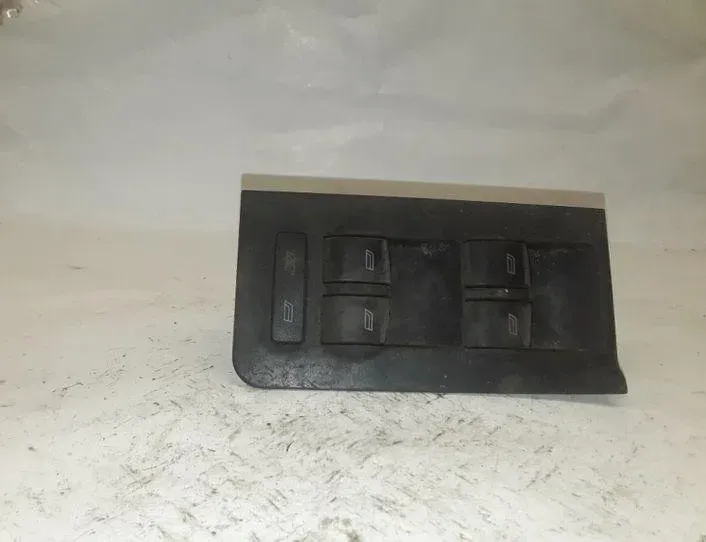 AUDI A6 C5/4B (1997-2004) Ovládač okna pravých zadných dverí 4B0959851 25481564