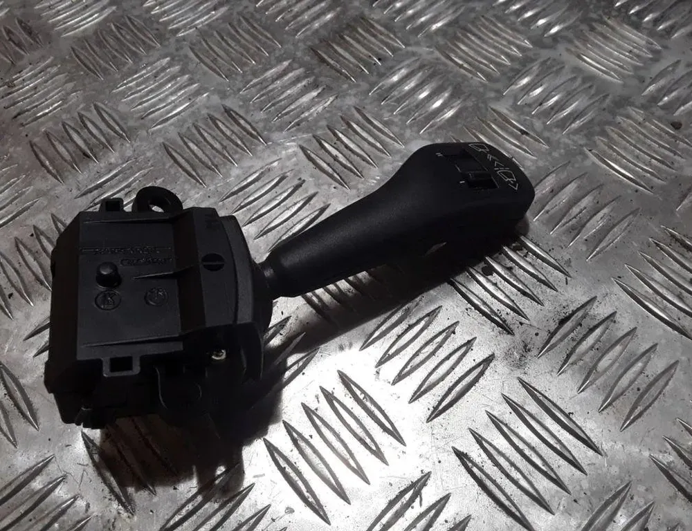 BMW 3 Series E46 (1997-2006) Управление стеклоочистителями 8363669 33831939