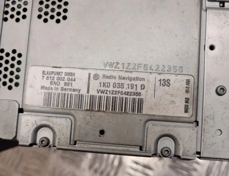 VOLKSWAGEN Caddy 3 generation (2004-2015) Music Player With GPS 1K0035191D 33839425