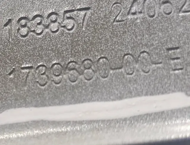 TESLA Model 3 1 generation (2017-2024) Air Conditioner Compressor Bracket 173968000E 33126531