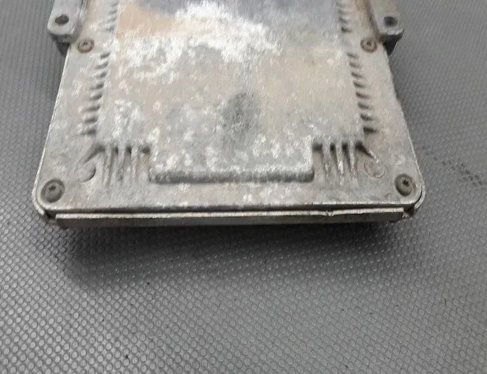 CITROËN C8 1 generation (2002-2014) Riadiaca jednotka motora 0281011133 27199639