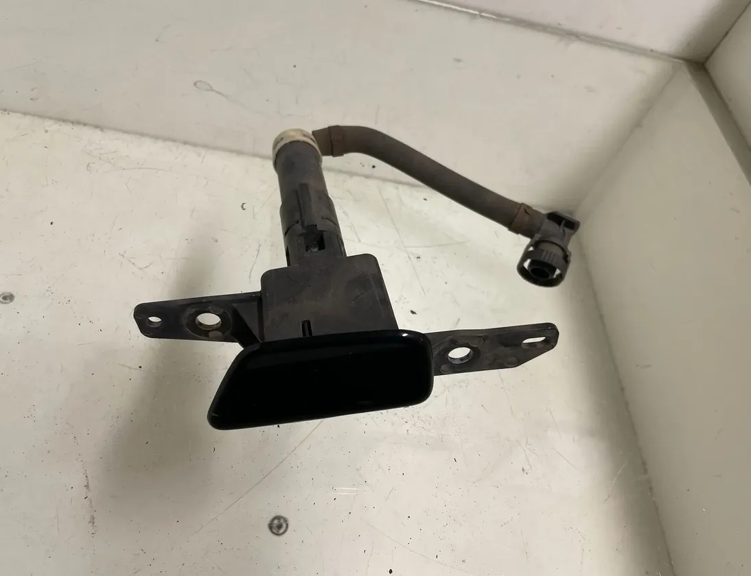 SUBARU Forester SH (2007-2013) Left Side Headlamp Washer 20041 33720820