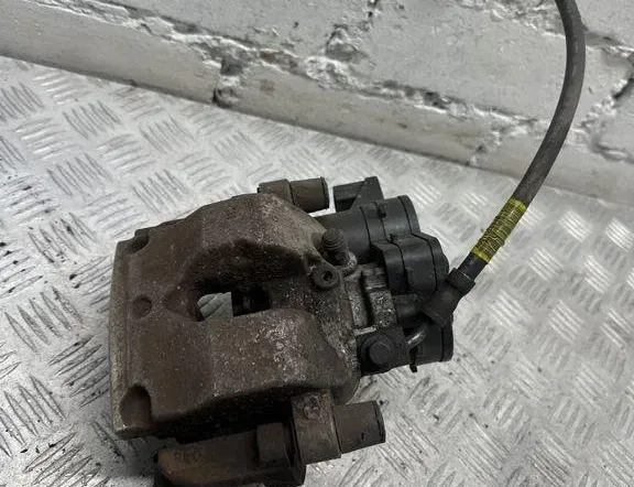 MERCEDES-BENZ GLC X253 (2015-2024) Ľavý zadný brzdový strmeň A2534230998 30502519