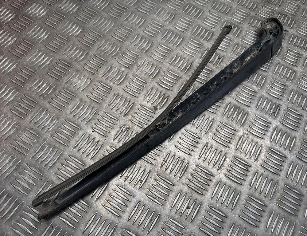 VOLVO XC60 1 generation (2008-2017) Zadné okenné stierače na kufor 30649040 33362074