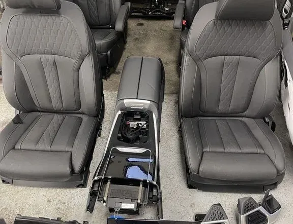 BMW X7 G07 (2018-2024) Внутренние сиденья с комплектом дверных карт 33516658