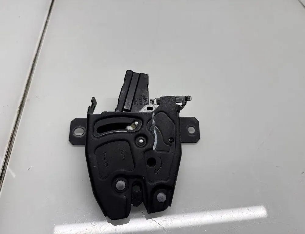 BMW X7 G07 (2018-2024) Tailgate Boot Lock 7475462 33551293