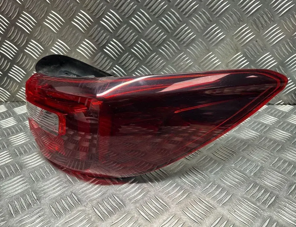 OPEL Grandland X 1 generation (2017-2023) Rear Right Taillight Lamp YP00098280,81660201 33580323