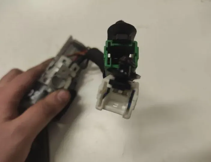 PEUGEOT 607 1 generation (2000-2008) Ignition Lock N0502334,9654570280 27032150