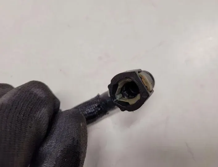 BMW X6 E71/E72 (2008-2012) Palivová rúrka 14837811,1353779999401,1353780810001 27050205