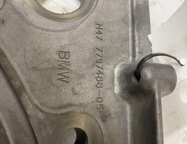 BMW 3 Series E90/E91/E92/E93 (2004-2013) Крышка распределительной коробки 779748805 28746493