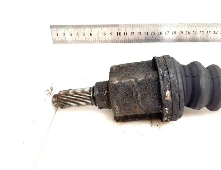 CITROËN C5 1 generation (2001-2008) Полуось передний левый 33235972