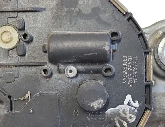 VOLVO V70 2 generation (2000-2008) Mechanizmus stierača predného čelného skla 3397020958 33347819