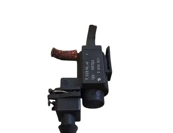 MINI Cooper R56 (2006-2015) Solenoidový ventil 7810831 33530566