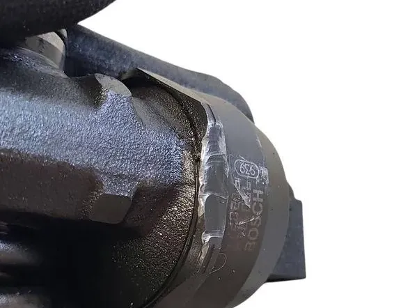 VOLKSWAGEN Caddy 3 generation (2004-2015) Palivový vstrekovač 038130073AG 33530620