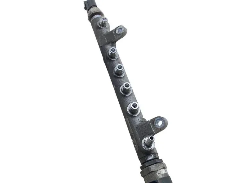 SKODA Yeti 1 generation (2009-2018) Súprava palivových vstrekovačov 03L130755 33785722