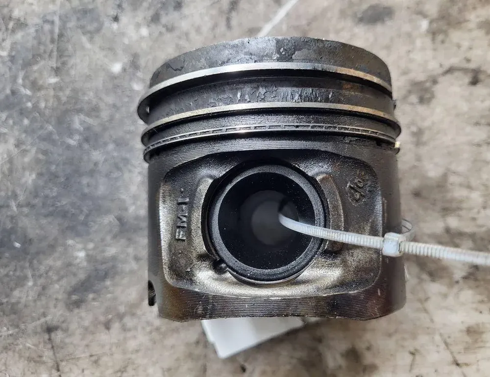 BMW 3 Series E90/E91/E92/E93 (2004-2013) Piston N47 34063706