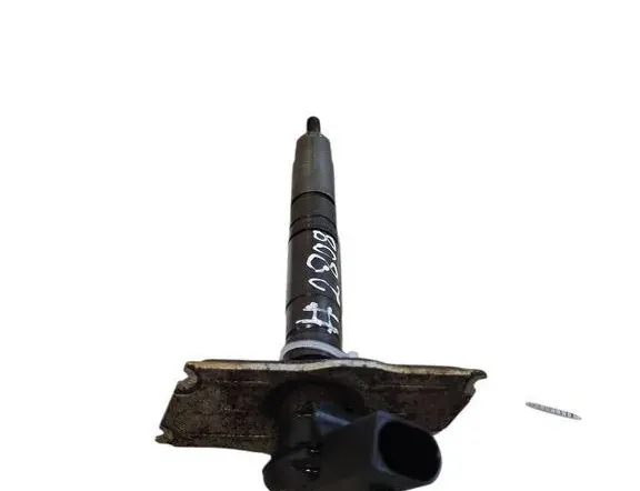 VOLKSWAGEN Scirocco 3 generation (2008-2020) Palivový vstrekovač 03L130277 34063854