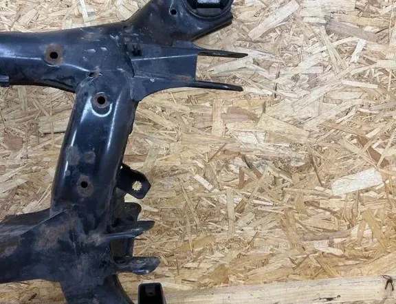 BMW X5 G05/G18 (2018-2024) Траверс задний 34321393