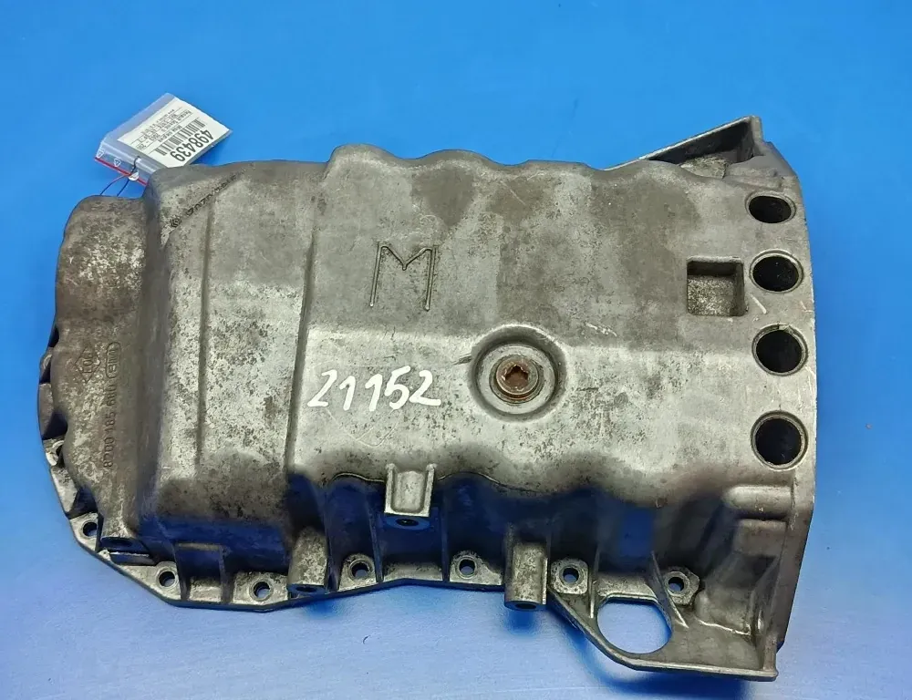 RENAULT Megane 2 generation (2002-2012) Kартер двигателя 8200185680 33503831