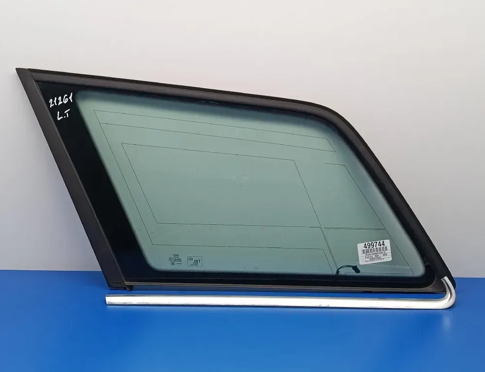 AUDI A4 B8/8K (2011-2016) Left side rear body window 33799885