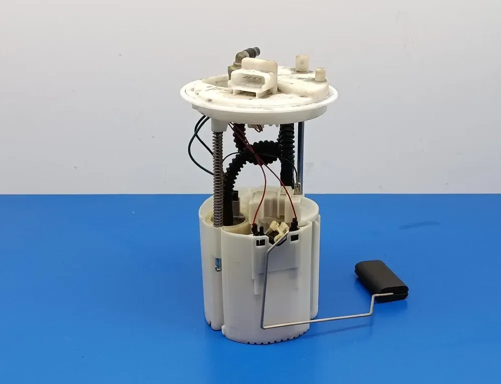 FIAT Stilo 1 generation (2001-2010) Palivové čerpadlo 51705573 34204581