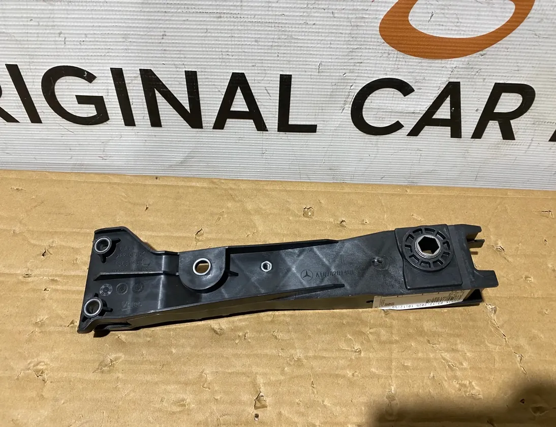 MERCEDES-BENZ GLS-Class X167 (2019-2024) Left Headlight Bracket Mount A1676201401 33481759