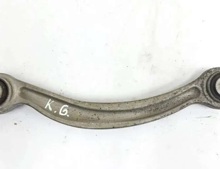 MERCEDES-BENZ C-Class W204/S204/C204 (2004-2015) Ľavé zadné rameno závesu 20407,20407F11 34314574