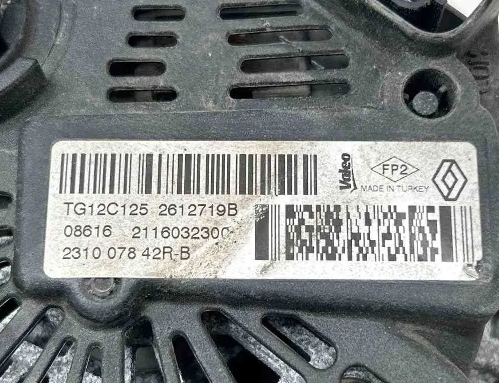 RENAULT Captur 1 generation (2013-2019) Alternátor 231007842R,2116032300,2612719B 32680921