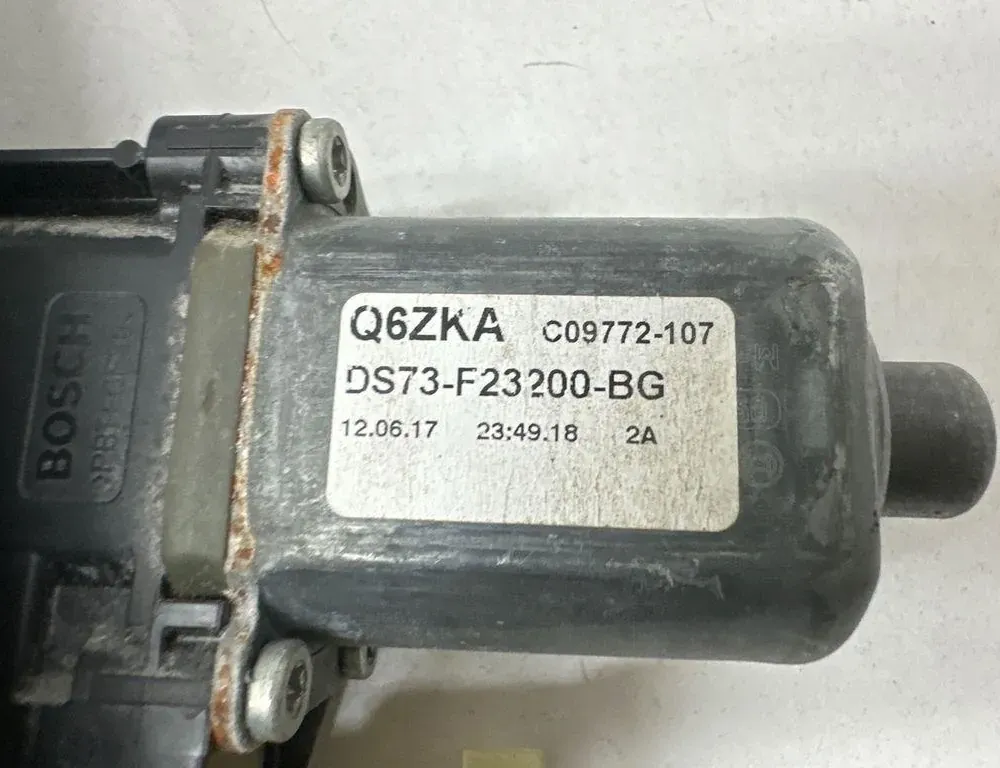 FORD Mondeo 5 generation (2014-2022) Стеклоподъемник передней правой двери C09772107 33891690