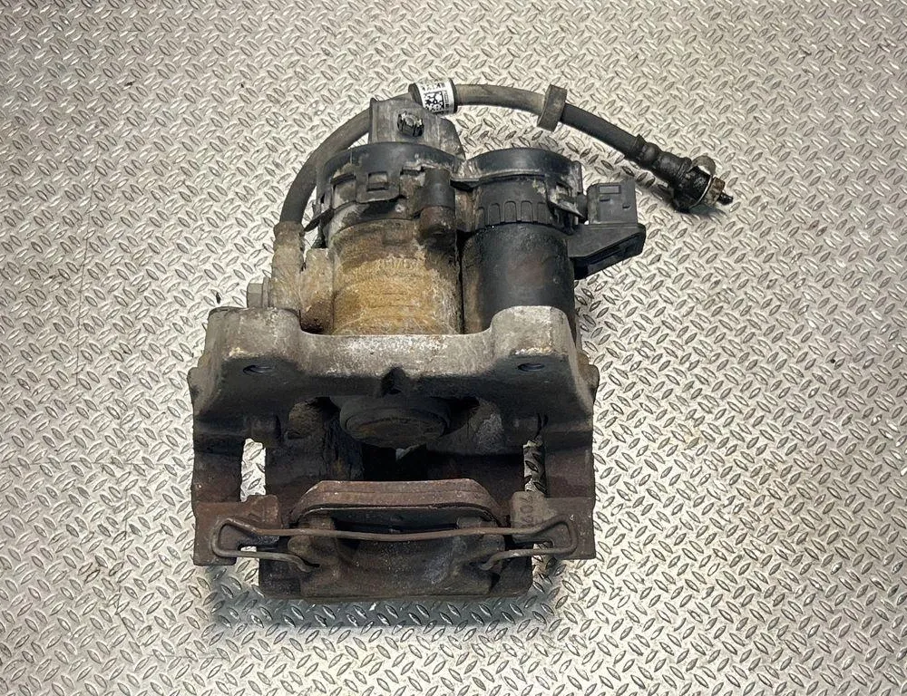 VOLVO XC90 1 generation (2002-2014) Rear Right Brake Caliper 32217364 33893681