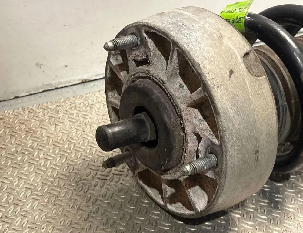 BMW X5 F15 (2013-2018) Pravý predný tlmič nárazov 6851745,6851592 33899883