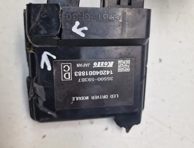 SUZUKI GSX-S Predné svetlo reflektora 35500-593B7,14204001883,100-593B7 28993172