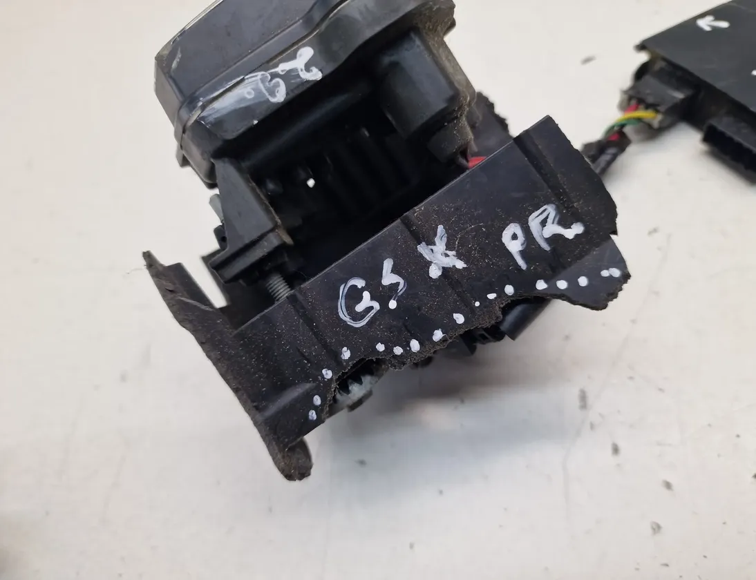 SUZUKI GSX-S Predné svetlo reflektora 35500-593B7,14204001883,100-593B7 28993172