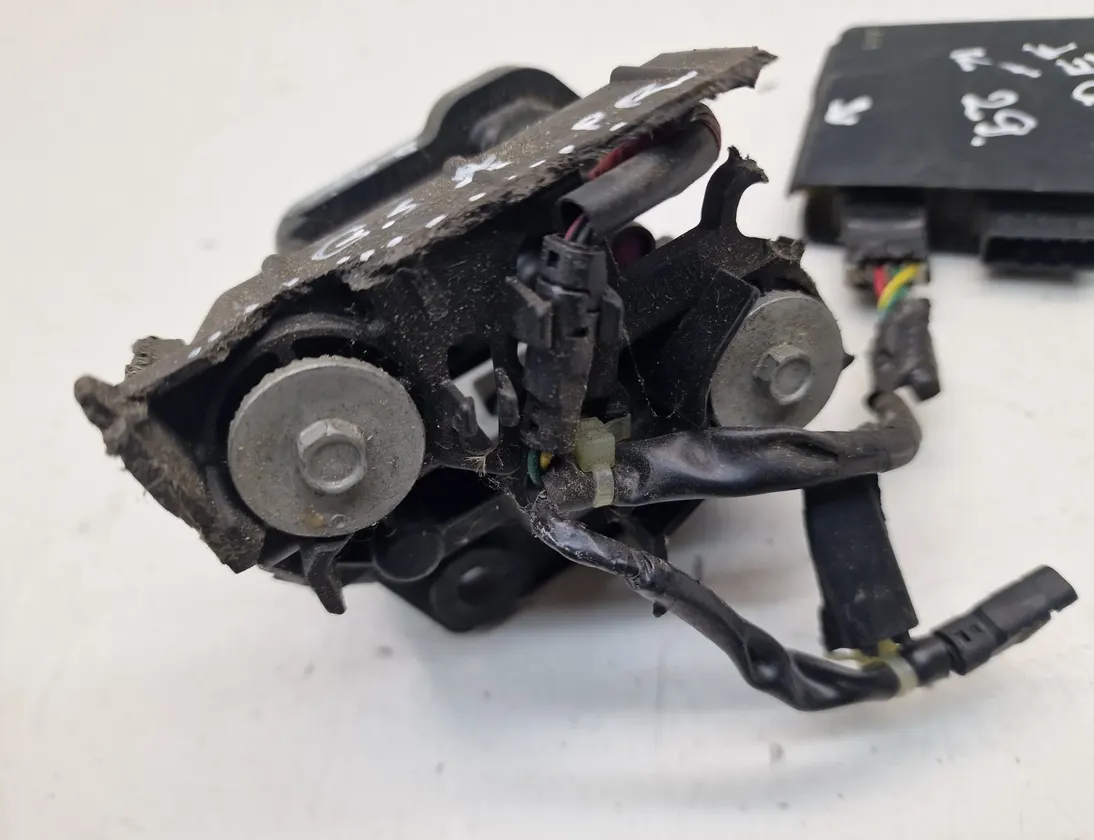 SUZUKI GSX-S Predné svetlo reflektora 35500-593B7,14204001883,100-593B7 28993172