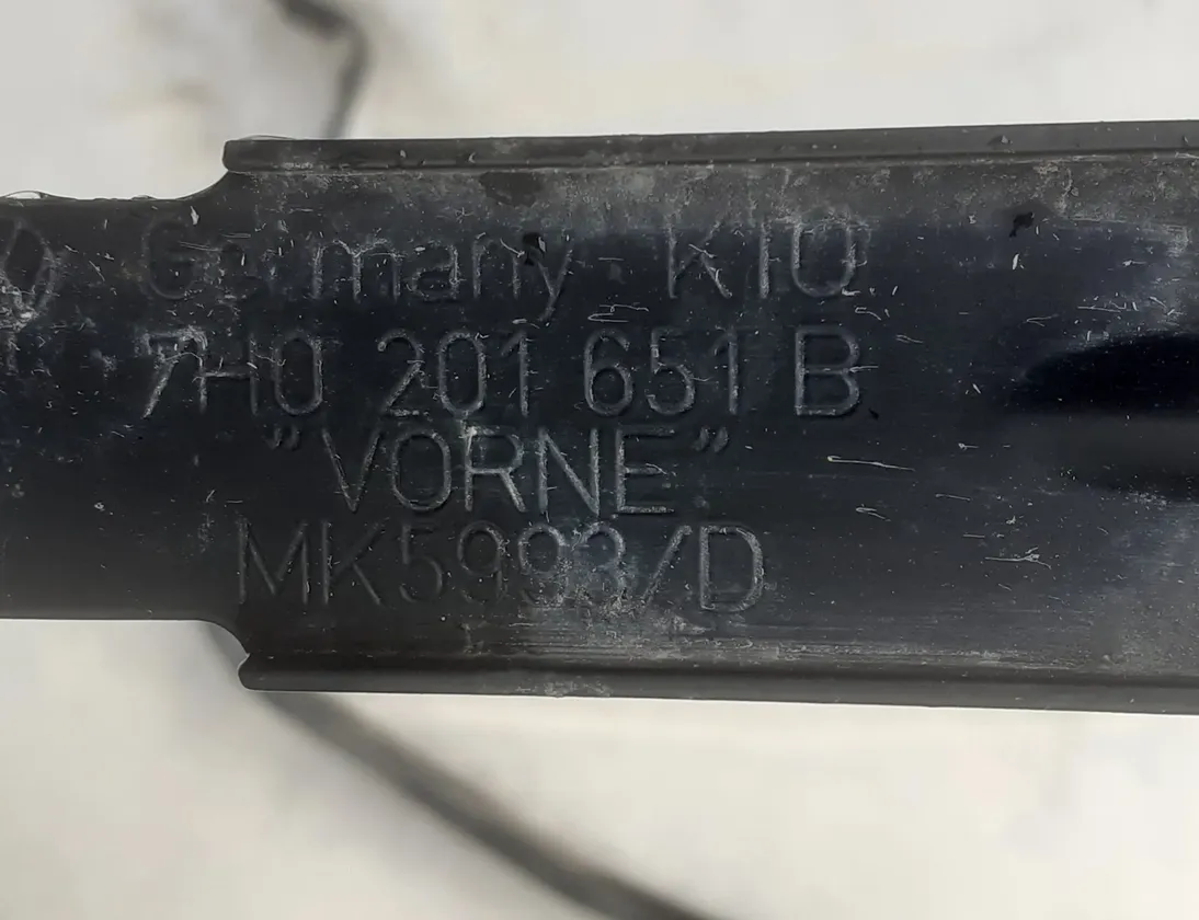 VOLKSWAGEN Transporter T5 (2003-2015) Držiak nádrže na palivo 7H0201653B,7H0201653B,7H0201654B,7H0201654B,7H0201651B,7H0201651B 17516021