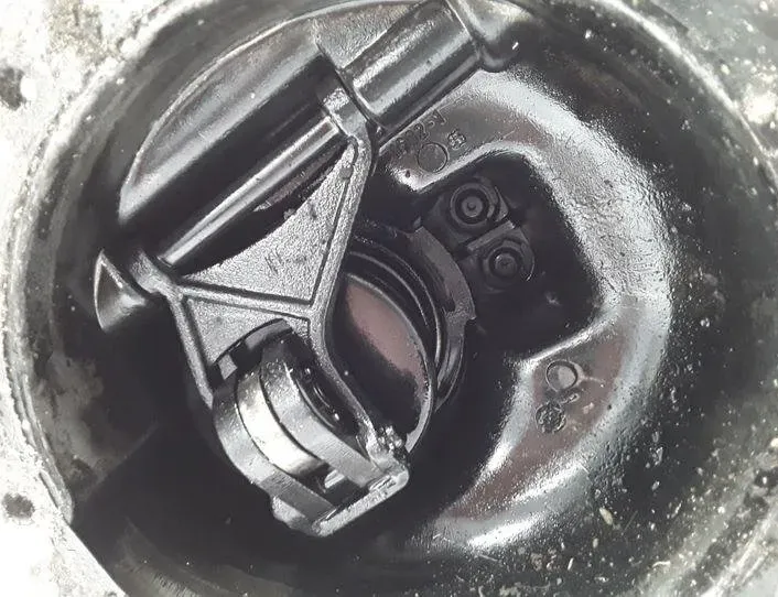 MERCEDES-BENZ W123 1 generation (1975-1985) Вакуумный насос 20743195