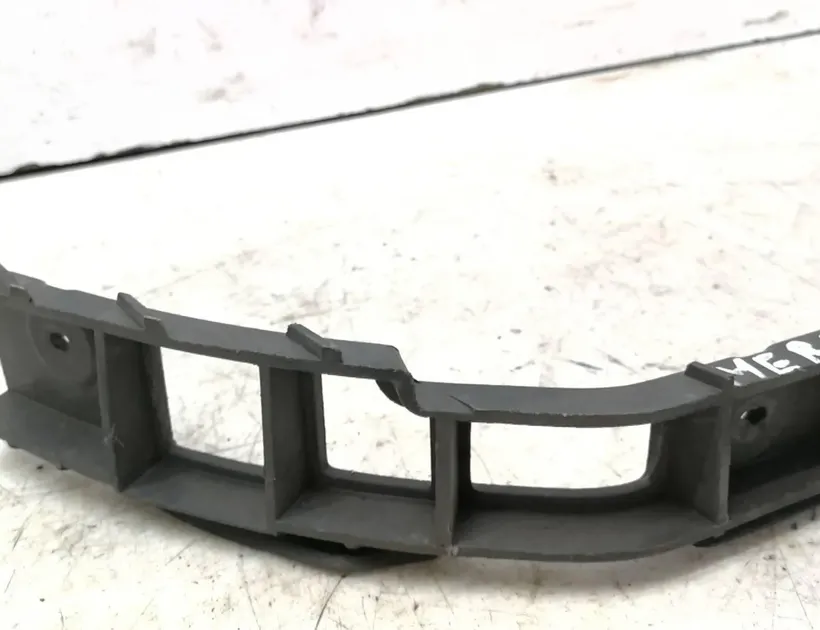 OPEL Meriva 1 generation (2002-2010) Držiak nárazníka vľavo vzadu 93330081 29902503