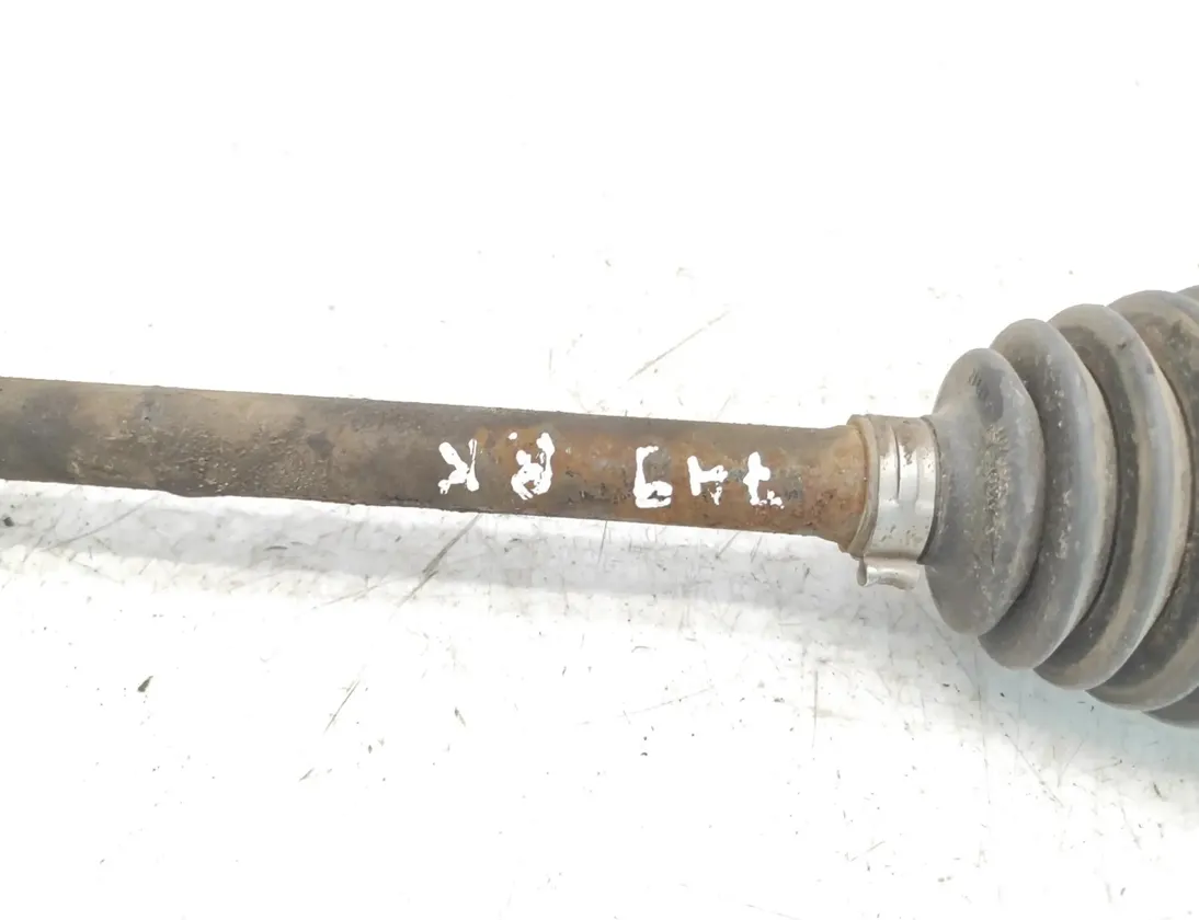 SUZUKI Swift 3 generation (2004-2010) Полуось передний левый 30086076