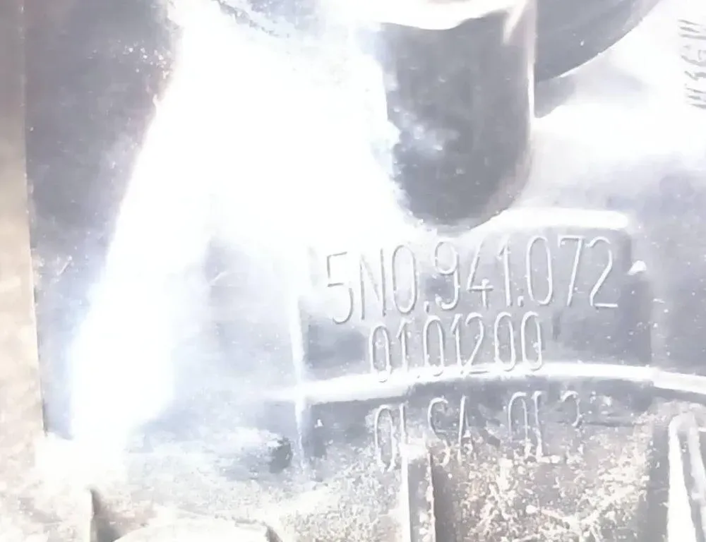 VOLKSWAGEN Tiguan 1 generation (2007-2017) Svetlá pre evidenčné čísla 5N0941072 30442317