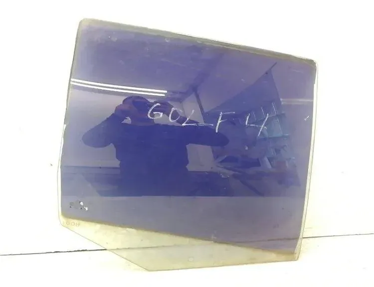 VOLKSWAGEN Golf 4 generation (1997-2006) Стекло задней праой двери 43R00049 30613517