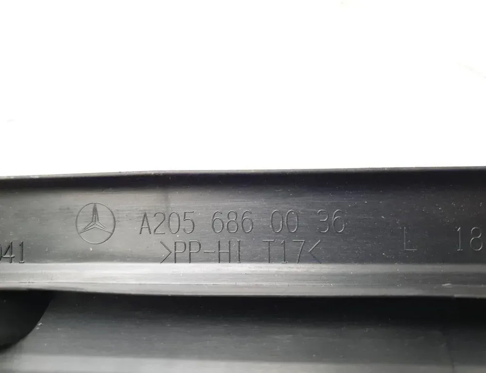 MERCEDES-BENZ C-Class W205/S205/C205 (2014-2023) Front Left Door Panel A2056860036 33363733