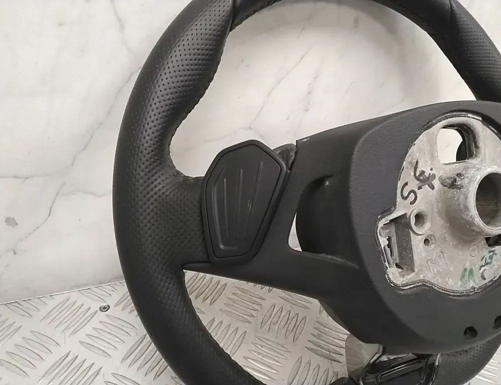 SKODA Enyaq 1 generation (2020-2023) Volant 5E3959542J 33155920