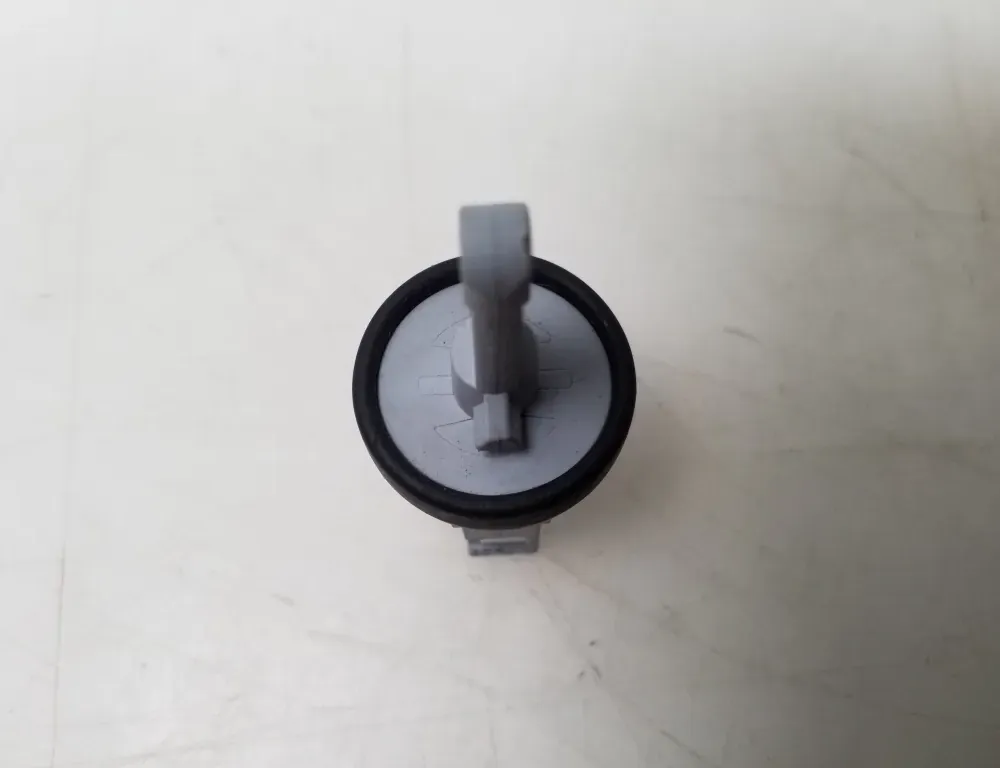 SKODA Octavia 2 generation (2004-2013) Exhaust gas temperature sensor 1K0907543G 33634391