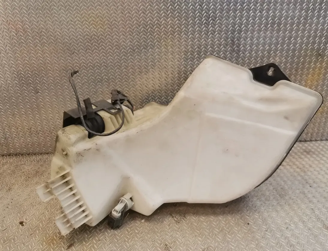 BMW 3 Series E46 (1997-2006) Window Washer Tank 7007970 14901002