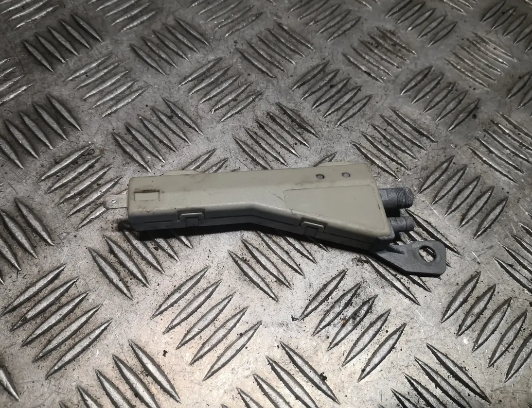 MERCEDES-BENZ Vaneo W414 (2001-2005) Zosilňovač antény na kufri A4148200089,4148200089 27294903